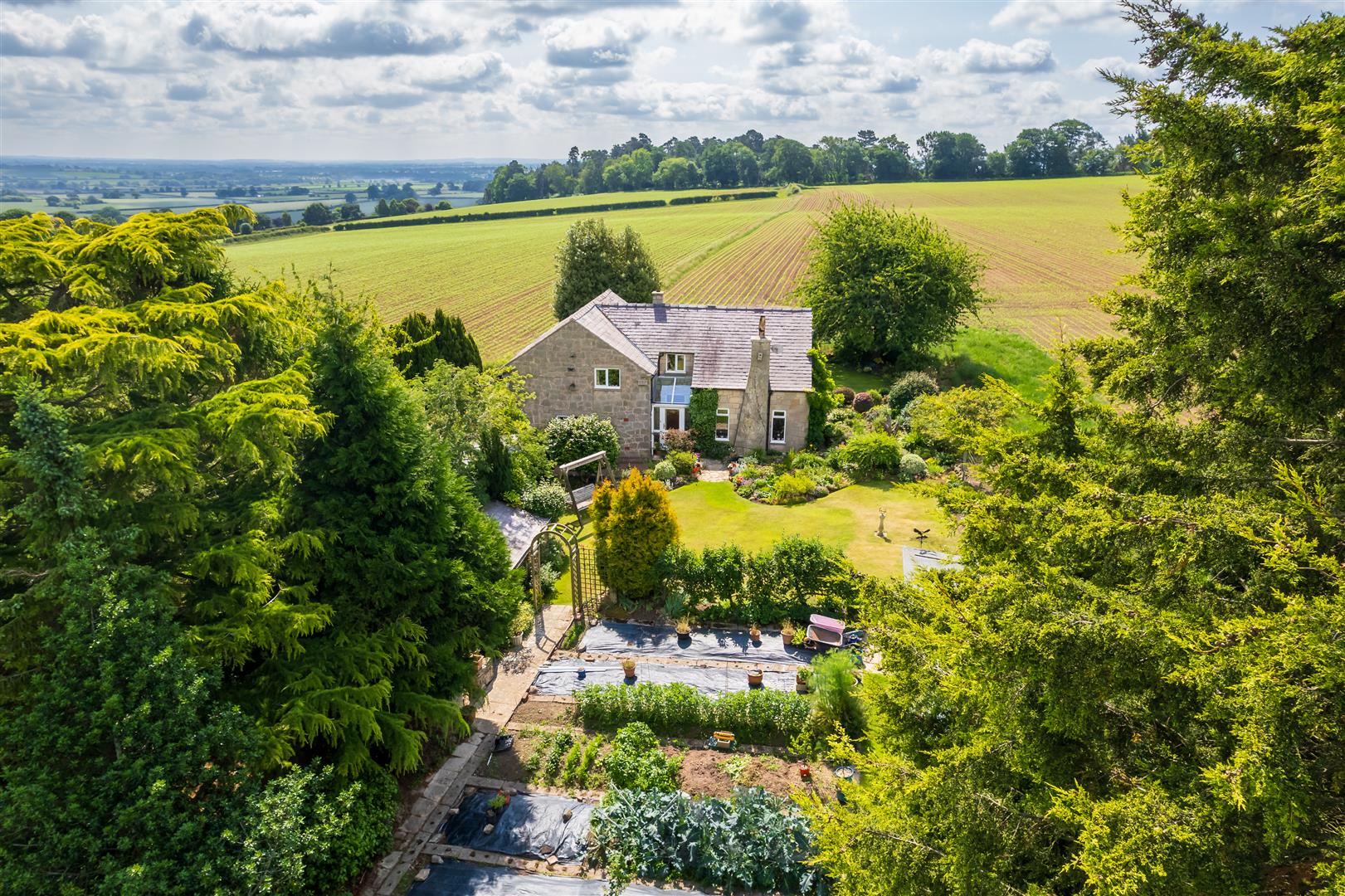 Sherwood Cottage , Shrewsbury, SY4 5PX SSTC Sherwood Cottage , Shrewsbury, SY4 5PX SSTC